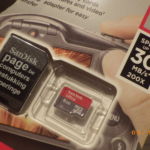 8 GB micro SD card met adapter naar SD. Bruikbaar voor tablet, smartphone, foto en videocamera - Sandisk